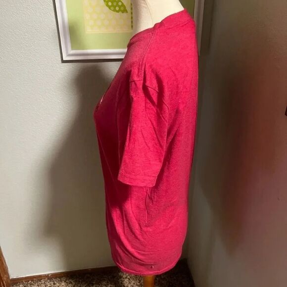 NWOT Gildan BOYMOM Love, Love, Love My Sons Red & Black Size Small #90 - Picture 2 of 4